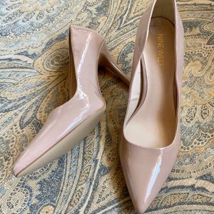 New Nine West Nude Heels Size 8